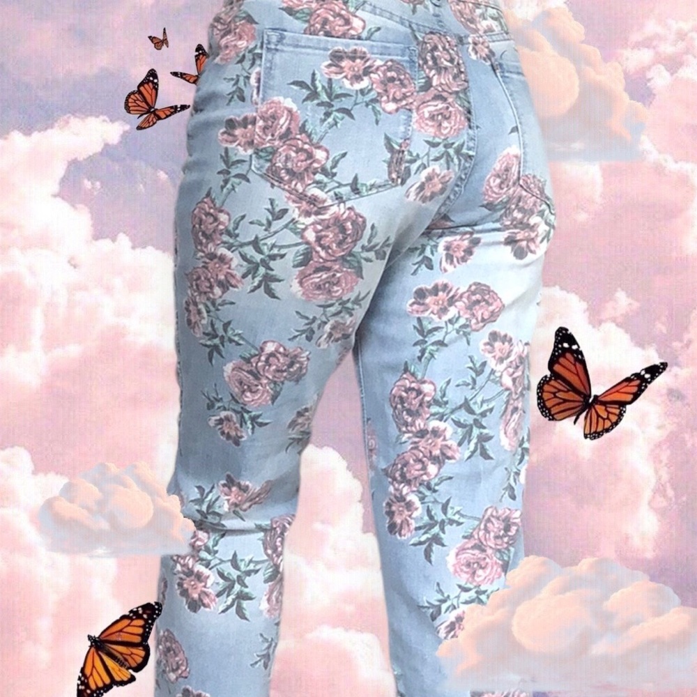 ❤️Rose Graphic Denim❤️
